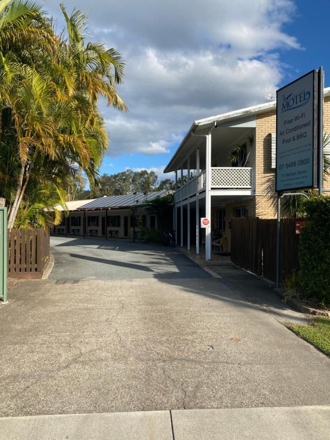 Tin Can Bay Motel Bagian luar foto